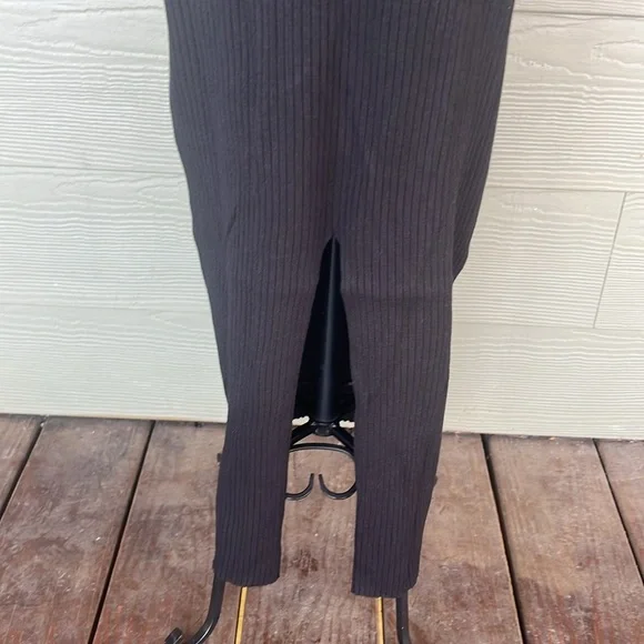 Rumored “Presley” Maxi Sweater Dress - Picture 7 of 10